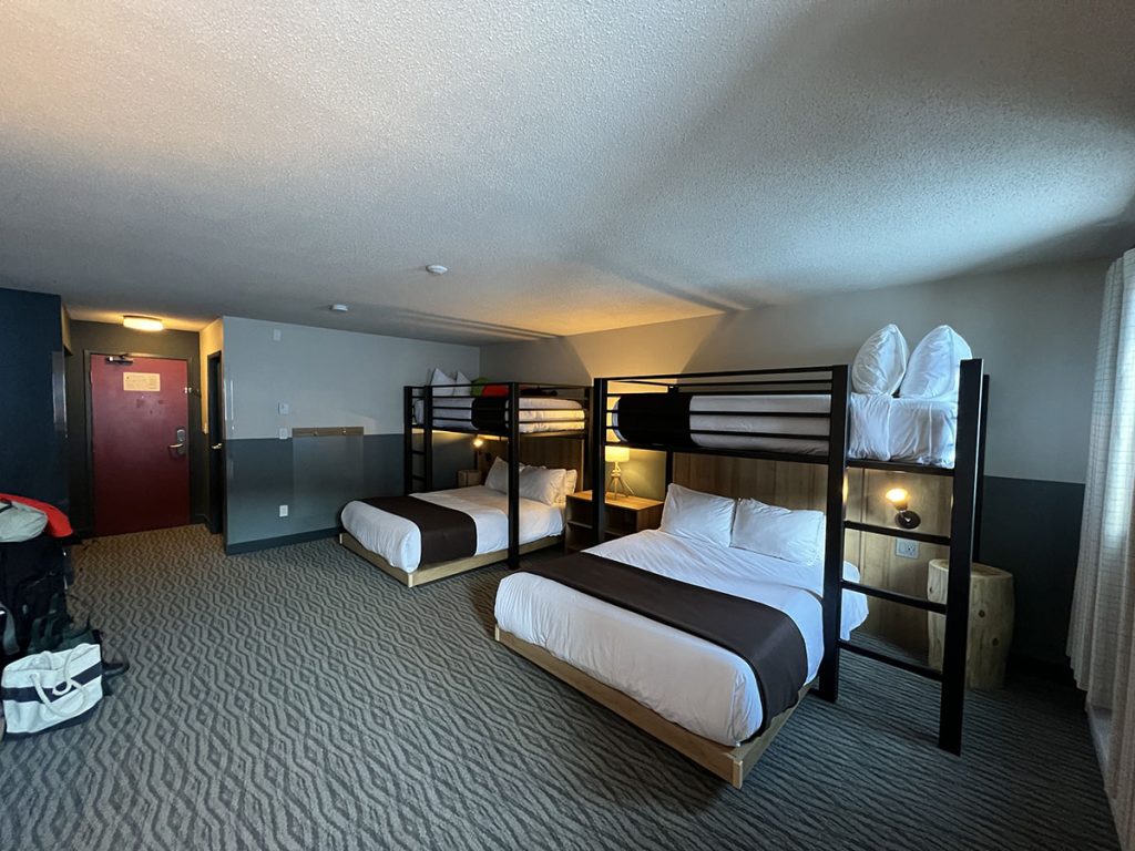 Approach Hotel Panorama Resort Family Room